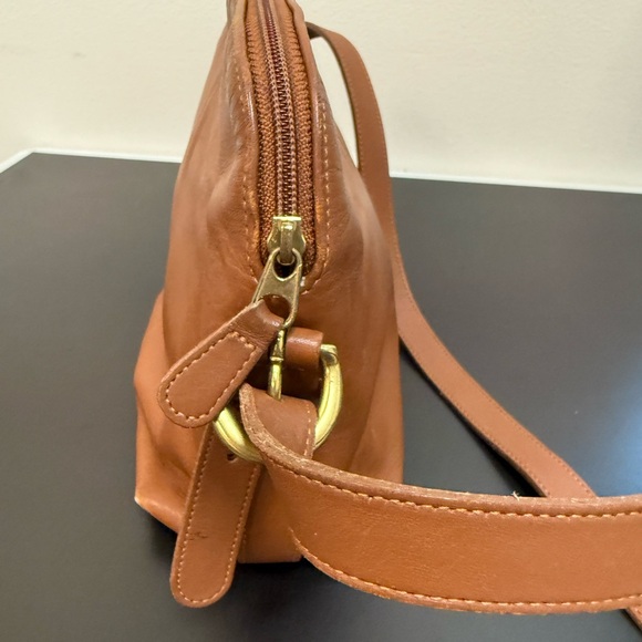 Coach vintage British Tan Leather crossbody Bag - Picture 9 of 9
